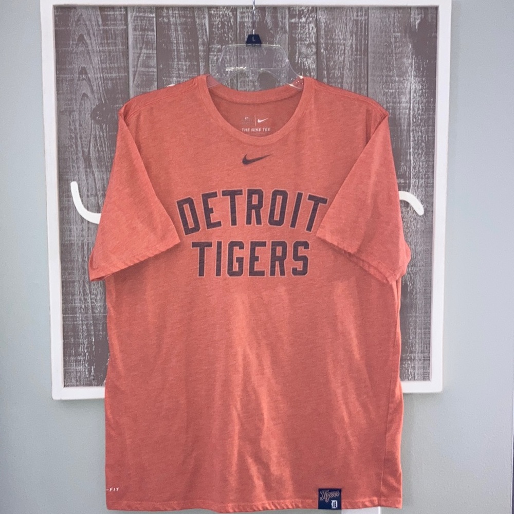 Nike Detroit Tigers (L) T-Shirt